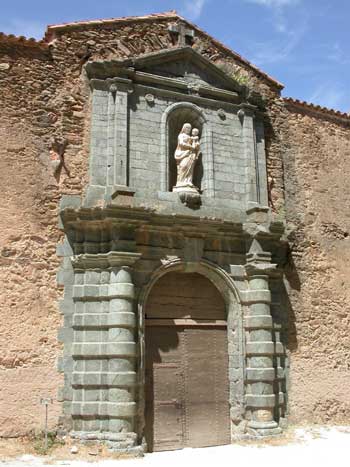 Porte du monastère de la Verne